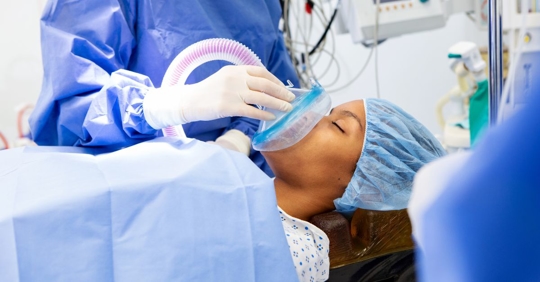 doctor applying anesthesia